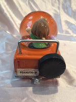 Hallmark PAJ1158 Peppermint Patty Box Car Water Globe