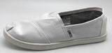 TOMS Youth Classic Canvas Closed Toe Slip On Shoes, White, Size 4 Youth