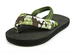 Rainbow Sandals Grombows Kids Green Camo Strap, Black, Soft Tops (7/8)