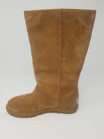 UGG Women's Lo Pro Button Suede Boot Chestnut Size Us 6