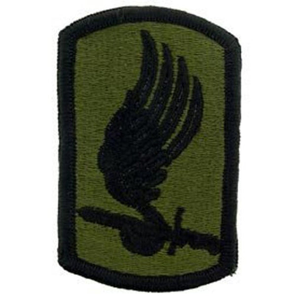US Army Armed Forces Iron On Embroidered Patch - Airborne & Air Assault - 173rd